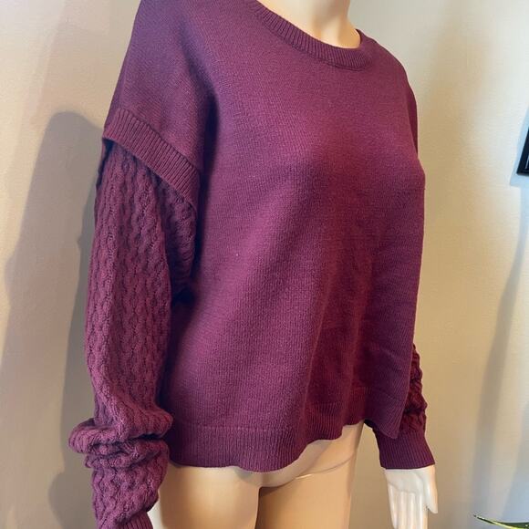 Open Edit Stitch Sleeve Sweater - Picture 5 of 8